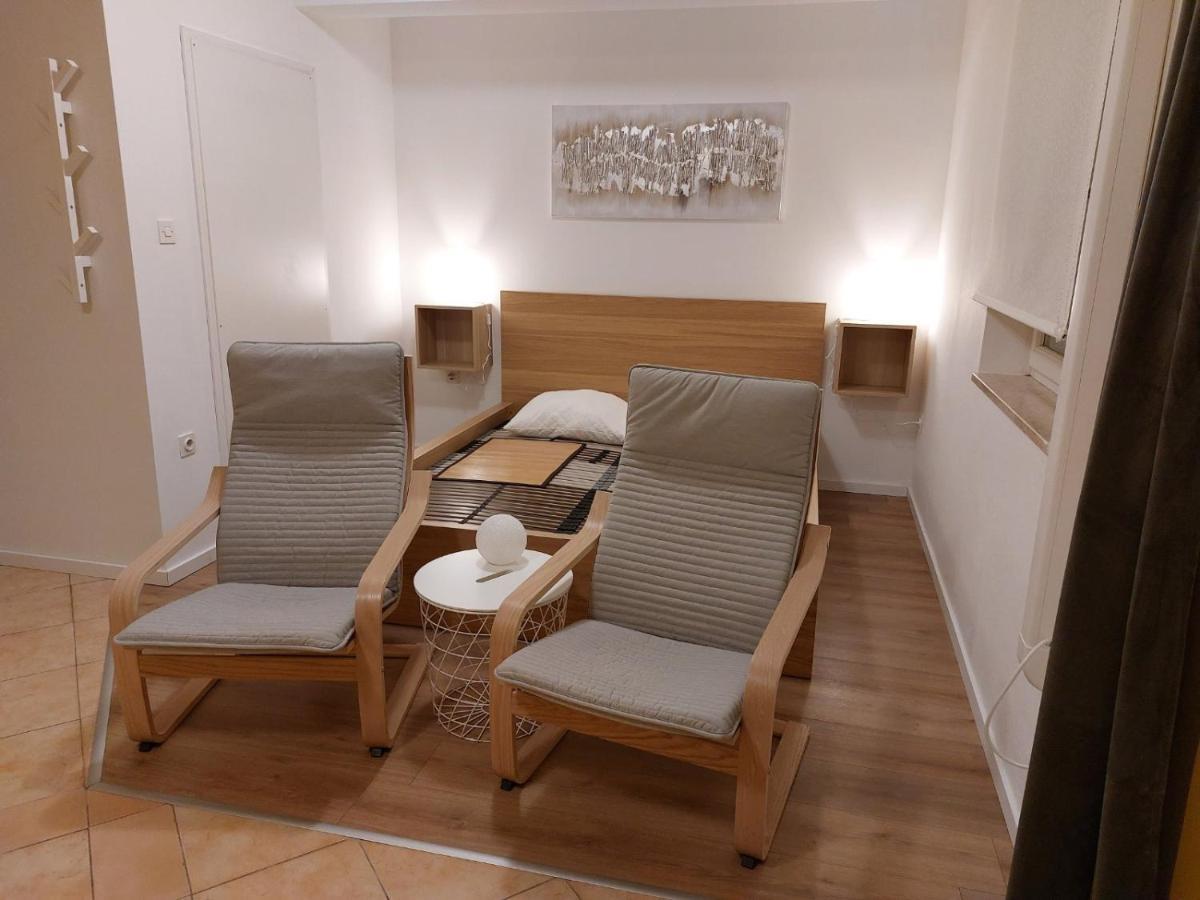Studio Apartman Viktoria ラバック エクステリア 写真